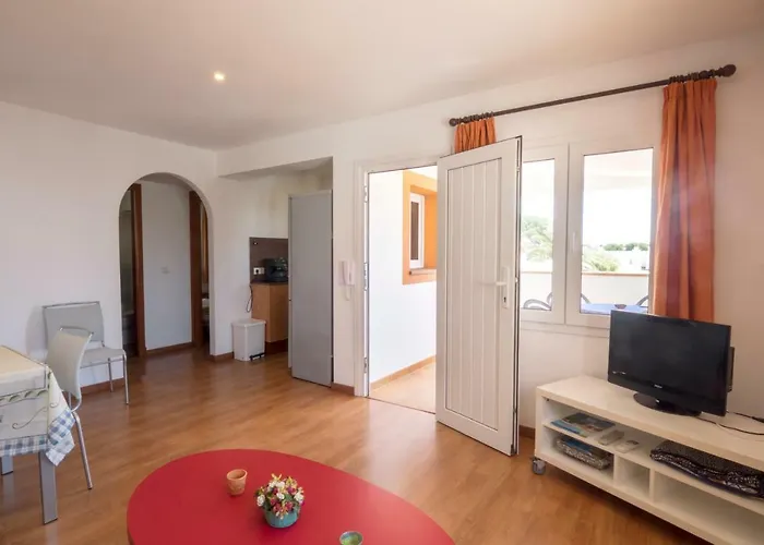 Llevant 11 E1 * 卡兰博希